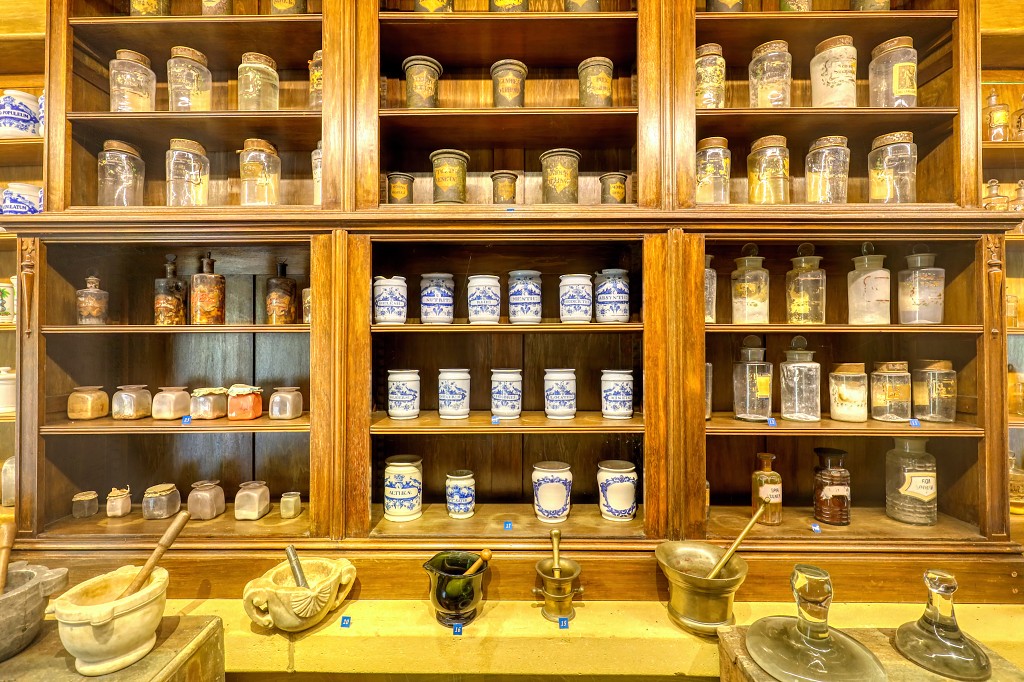 HDR Abbaye notre dame d'orval orval abdij religie reliogion belgie belgique kerk eglise abdijtuin abdijbier klooster ardennen kerkfotografie trappistenbier rooms katholiek